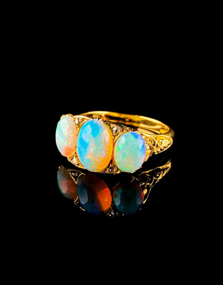 Vintage 18ct Gold Three Stone Opal and Diamond Ring